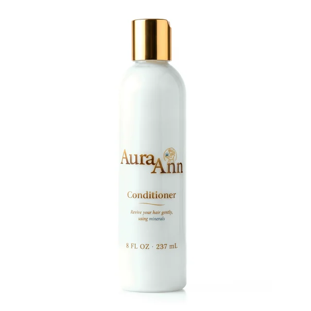 AuraAnn Conditioner bottle with gold cap